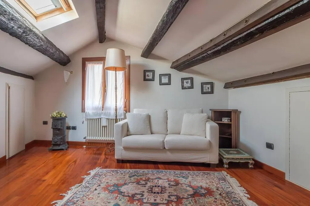 アパート Charming Loft With Roof Terrace Close To S. Marco ヴェネツィア イタリア
