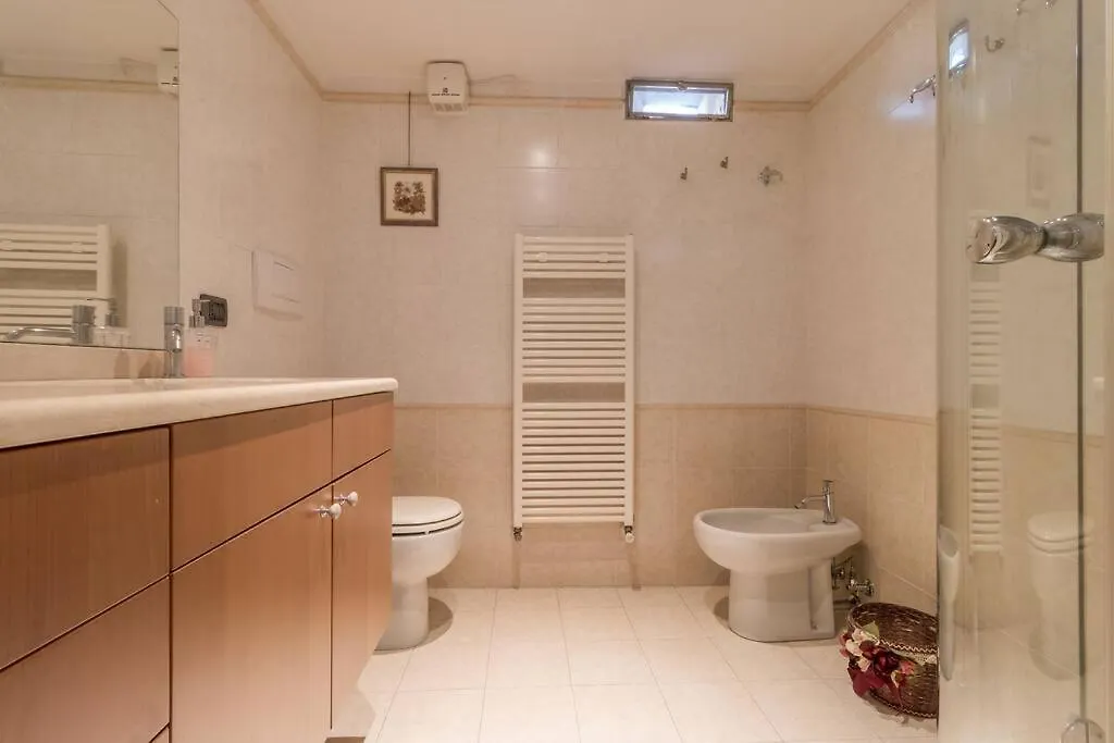Charming Loft With Roof Terrace Close To S. Marco ヴェネツィア 0*,  イタリア